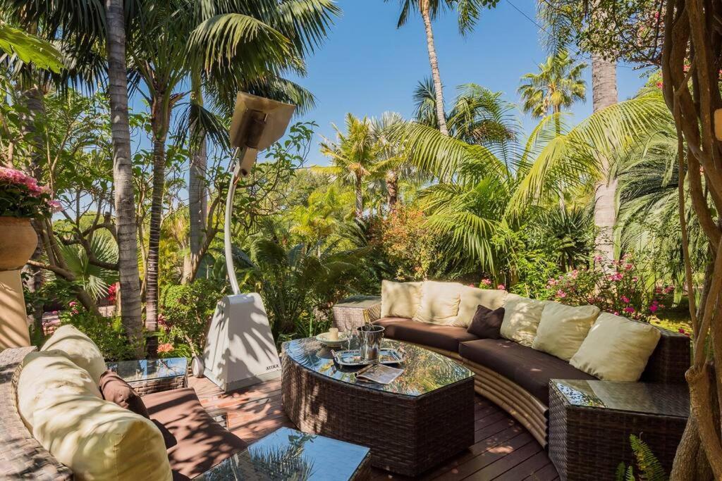 Grand Mansion With Tropical Park Villa Marbella
